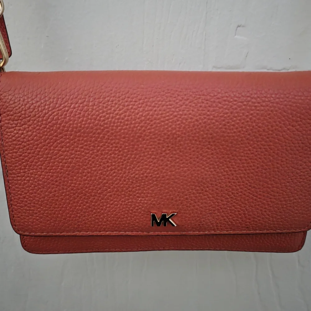 MICHAEL KORS Pebbled Leather Convertible Crossbody - Coral - Picture 4 of 12